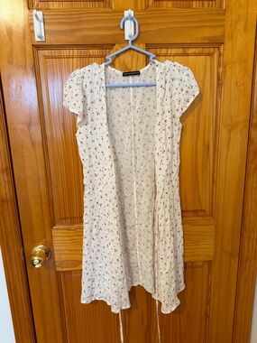 Lightweight White Floral Open-Front Dress